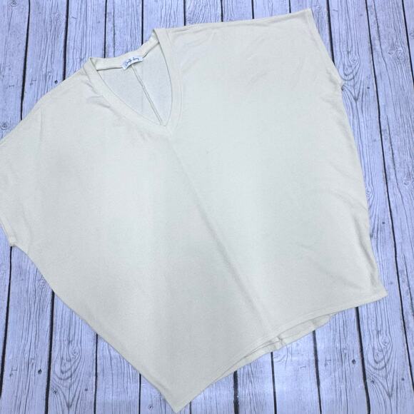 Charlotte Avery Light Yellow Short Dolman Sleeve Knit Top Size Medium - Picture 1 of 3